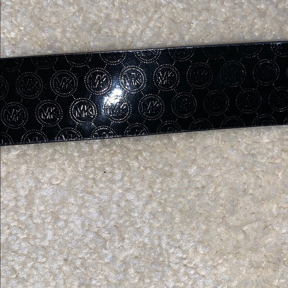 Reversible Michael Kors belt - Picture 3 of 8